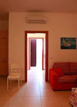 Residence Delle Cave Кустоначи Италия