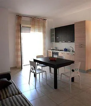 Residence Delle Cave Кустоначи Италия